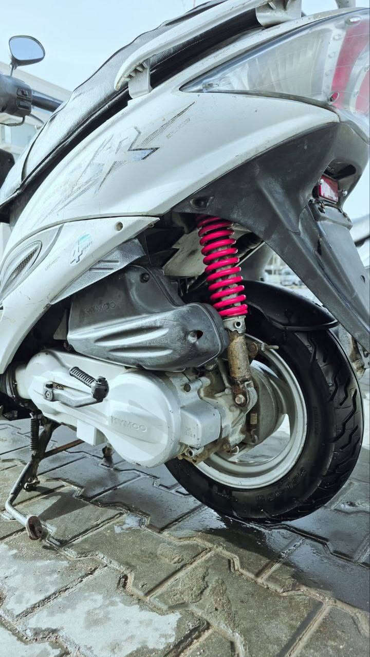 سلام عليكم دراجه كامكو جي فور جديد نضافه فول  كهربايات كله شغاله 450وبيه مجال الشراي تفاصيل تصل ع رقم *********** النجف الاشرف حي الأمير مقابل جوهره العرب النجف, العراق
