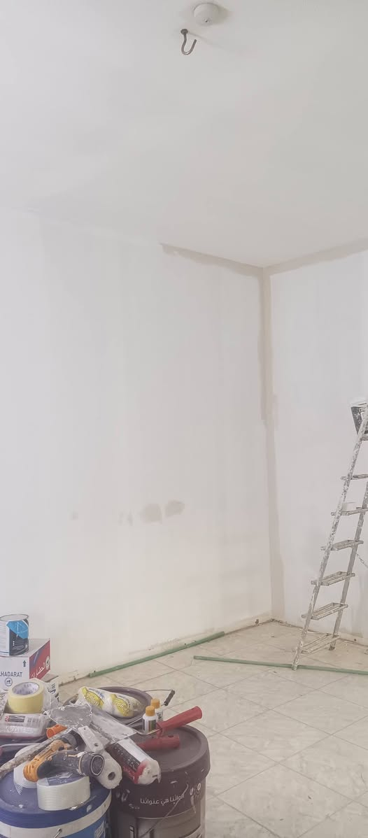 للتواصل/***********🔥🥇👑🔔
تم اكمال عمل جديد بيت في قرية الغدير الاولى معالجة التشققات و الفطور التي تضهر في جميع زوايا الدار ومعالجت تسريب ال ماء من خلال التشققات وحل جميع المشاكل تسريب ال ماء داخل المنزل ومعالجة زوايا الخسف في وجاهة المنزل التي تكون مجمع للماء وتم صبغ المنزل بل كامل و بأسعار مناسبة و تنافسية تواصل معنا ولكل مشكلة حل
