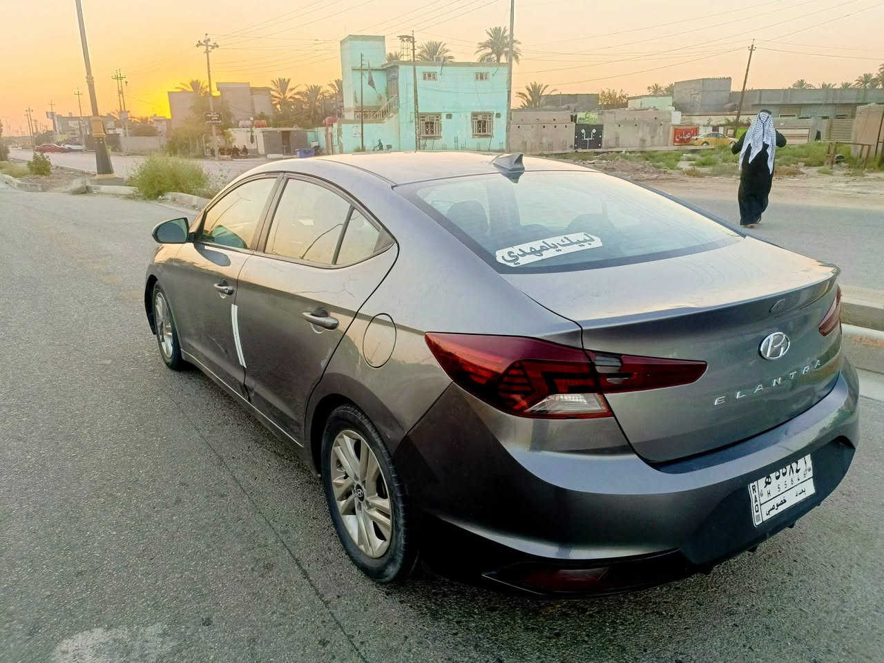 السلام عليكم  النترا
  2019 وارد مريكي 
  حادث خشم البنيد دعاميه مامكسوره 
  مكينه 2000 جديده
.  منضومه تبريد جديده بيه ضمان 3سنوات.
 سياره بيه موصافت هواي
 سعر 120 وبيه مجال 
مكاني كربلا   ***********0تصال
واتساب ***********

