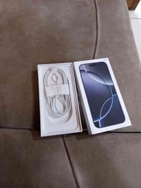 ايفون ١٦ برو ماكس • ٢٥٦ • بطاريه ٩٨