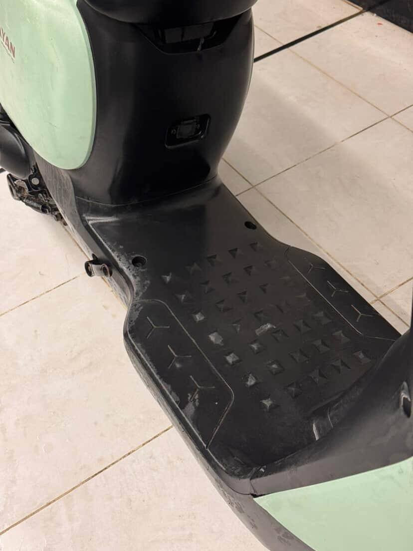 سلام عليكم دراجه شحن نوعيه اريان دراجه حلوه ونضيها مثل ماواضح بل صور دراجه استعمال قليل يعني اشترينها جديده قبل شهرين وستعملنها قليل وبعدها جديده للبيع مكاني بغداد جديده سعر 500 للإستفسار هاذ رقمي وبي فقط واتساب ***********
