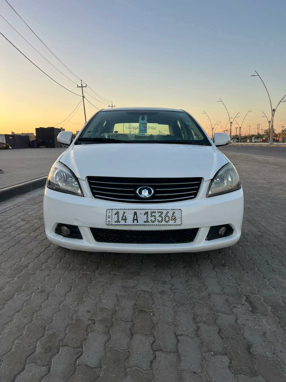 للبيع كرات وايل مديل ٢٠١١ رقم بصره نكليزي سنويه جديده ٣١ مكفوله من ضربه وتبديل مصبوغ جماليه اثر خيسات وجراد كير ومحرك بلاد مكفولات سياره جاهز مجهز اني مكلف بالنشر تصل على رقم وتدلل 
*********** البصرة, العراق
