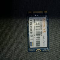 SSD بسعة 128GB من شركة hooDisk  شغال ونظيف بيه ضمان يوم كامل للفحص موج...