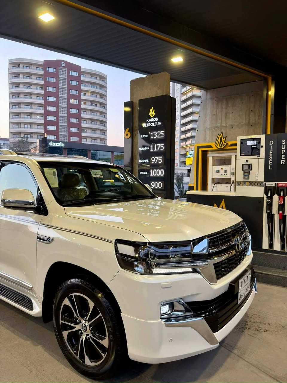 جكساره 2021 فول موصفات ابريم اصل مكفوله حتى من الشخط مغلفه بيبي اف لاصلي شرط المكان النجف الاشرف رقم صاحب السيارة *********** السعر 490  قفل متوازي على بيعته
