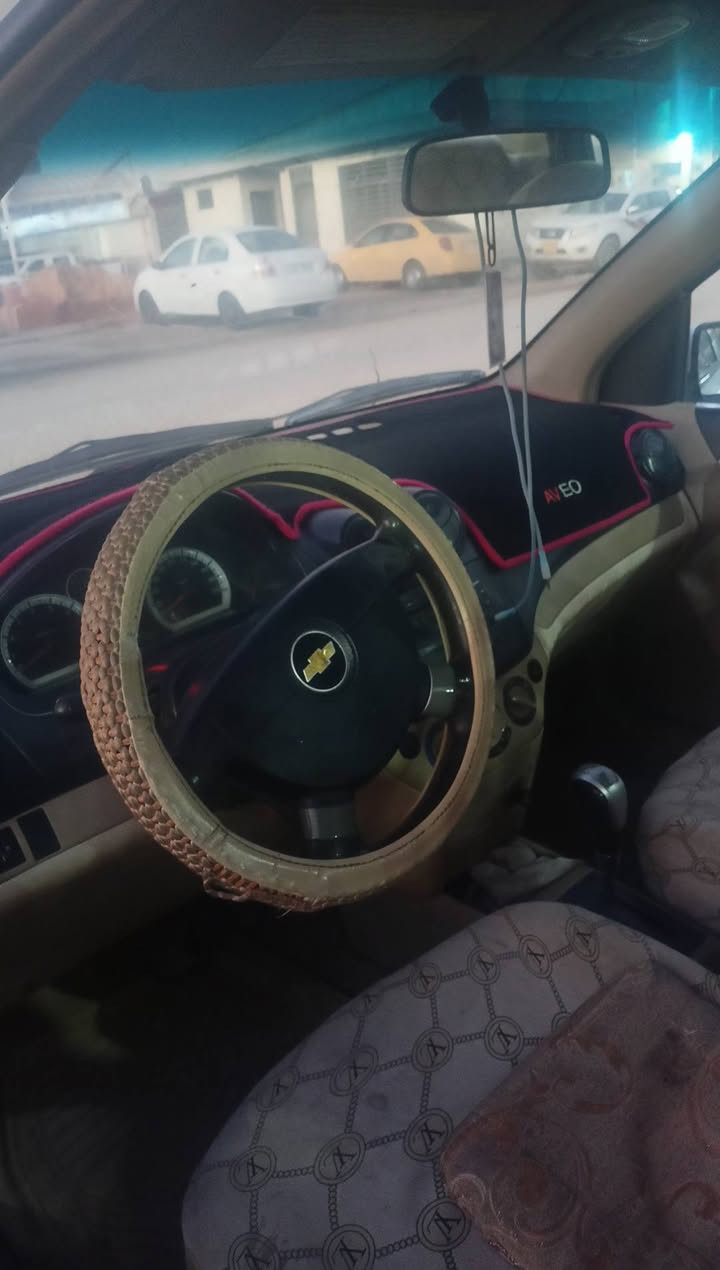 افيو مديل 2009  رقم نجف الماني سنوية لل 27 سيارة نضيفة مكفولة من الضربة بيها صبغ قليل بلجاملغ والباب فقط 
باقي التفاصيل تواصل واتساب ***********
