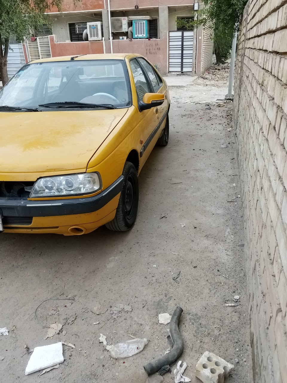 السلام عليكم بيجو لميس 2016 دشبول عالي سياره خير من الله تبريد جديد مكينه فرنسي جديده تخم تاير جديد عبوه فيتبم جديده شاشه ماصدات خلفي امامي جديد بيه بس هاذ الجاملغ ما مصبوغ لخياسات ملگطه كله ماباقي بيه نقص بس الصبغ ودعاميات سياره حلوه ترايه شرط للبصره رايده 45وبيه مجال حك الجيه الشراي يتصل ويدلل مكاني بغداد الشعب ***********

