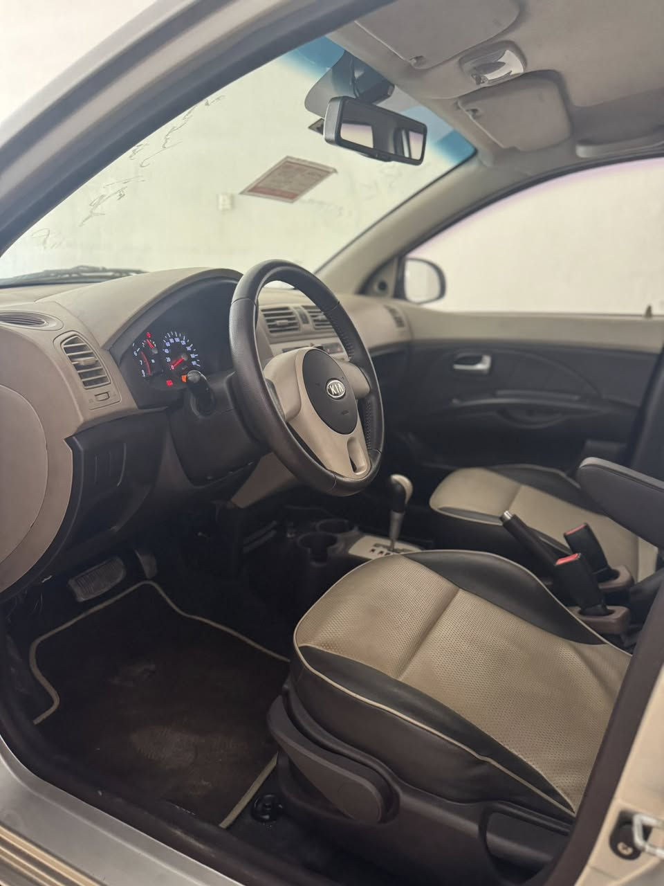 كيا بيكانتو 🚗

بسم الله ماشاء الله ✨

🔥 فرصة ما تتعوض 🔥دخياليه بيج الله يبارك 

🚗 النوع: كيا 

⚙️ المحرك: اقتصادي وممتاز في البنزين

📊 الممشى: 70 ألف فقط 🔥 (شبه جديدة)

💎 المواصفات:

✔️ حجم صغير ومناسب للمدينة

✔️ صرفية بنزين ممتازة 💰وفل رقم وحد 

✔️ سهلة في السياقة والركن

✔️ حالة ممتازة من النظافة

🛠️ السيارة:اصفر بمعنه الكليمه 

✔️ جاهزة للاستعمال مباشرة

✔️ لا تحتاج مصاريف بإذن الله

📍 المكان: بنغازي 

📞 الرقم: 0912020098


**إذا كنت صاحب هذا الإعلان وتريد حذفه لأي سبب، رجاءا أرسل رسالة إلى الدعم الفني**