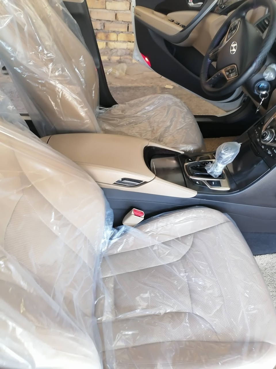 ازيرا ٢٠١٣ خليجي رقم شمالي كفاله من صبغ ومعجون محرك ٣٠٠٠المرغوب مكفول من الفتح كير مكفول من الفتح تخم تاير جديد كشنات جلد بيجي فول من عدا بصمه وبنوراما سنويه لل٢٨ رقم دولي تريد وكاله تريد مداور مكان السياره ديوانيه للاستفسار خاص ***********
