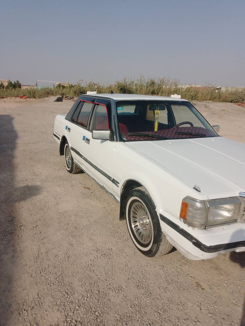 السلام عليكم.رمضان كريم
سوبر 85 رقم ديالى مشروع وطني مكينة وكير ثنين ونص ديلكو كفالة وشرط النظافة سنوية مجددة لسنة 2029 هزة جديدة تخم تاير جديد باتري جديد حدادية كاملة جديدة كهربائيات شغالة دواخل نظيفة  مكفولة من الضربة مصبوغة عام سعر ((36)) عنوان ناصرية *********** سوق الشيوخ, ذي قار
