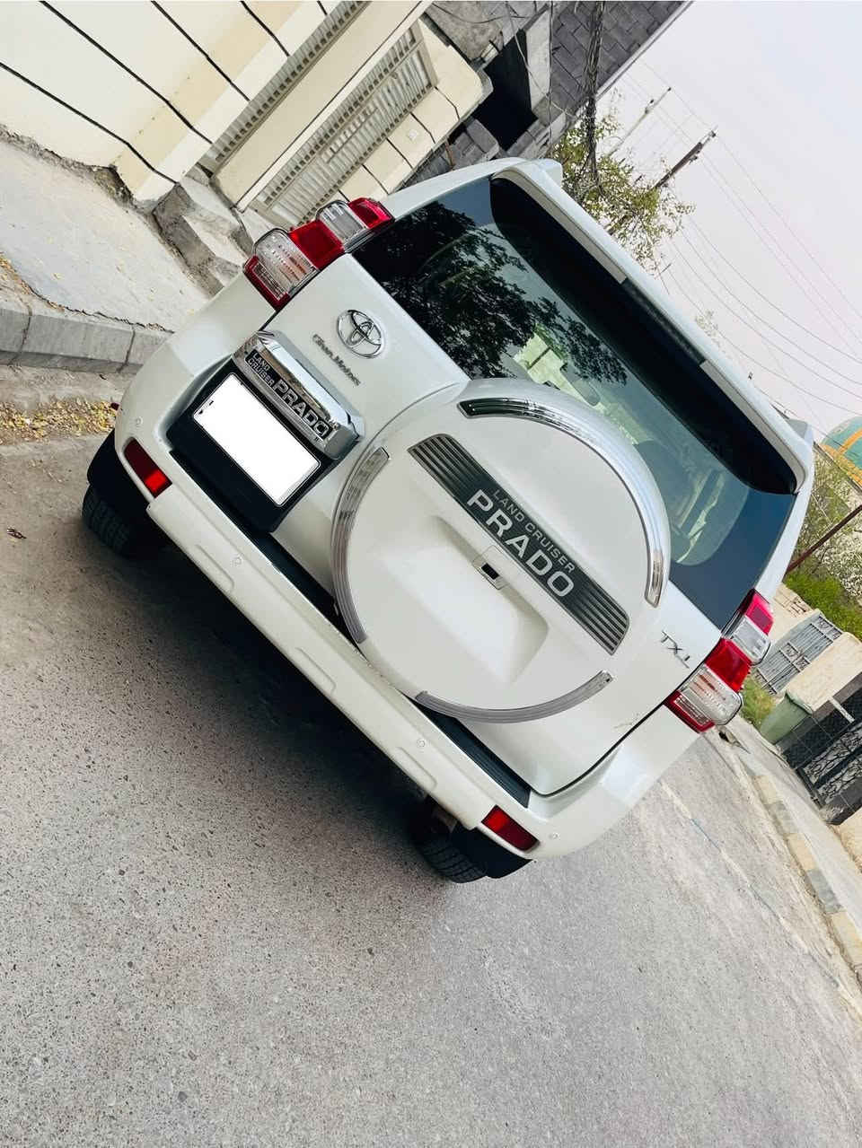 السلام عليكم برادو 2014 TXL رقم سليمانية باسمي وكاله تحويل شرط سيارة جديدة جداً مواصفات المعروفة لايت اسود كشنات كهربائي فتحة 
السعر 318 
للاستفسار ***********
