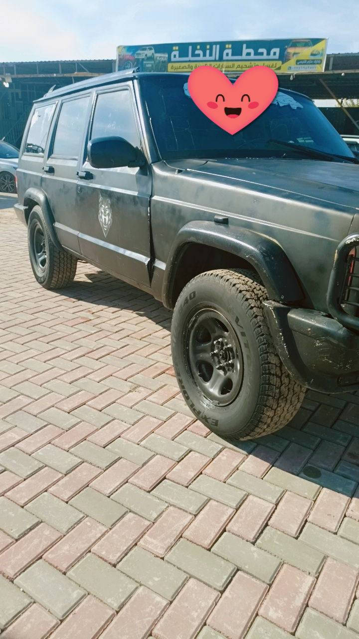 السلام عليكم جيب ادوات شرق جير محرك طقم تاير تبريد شغال تدفئه شغاله كهربائيات كاملهر السعر 20 مكان السياره بيجي رقم الهاتف ***********
