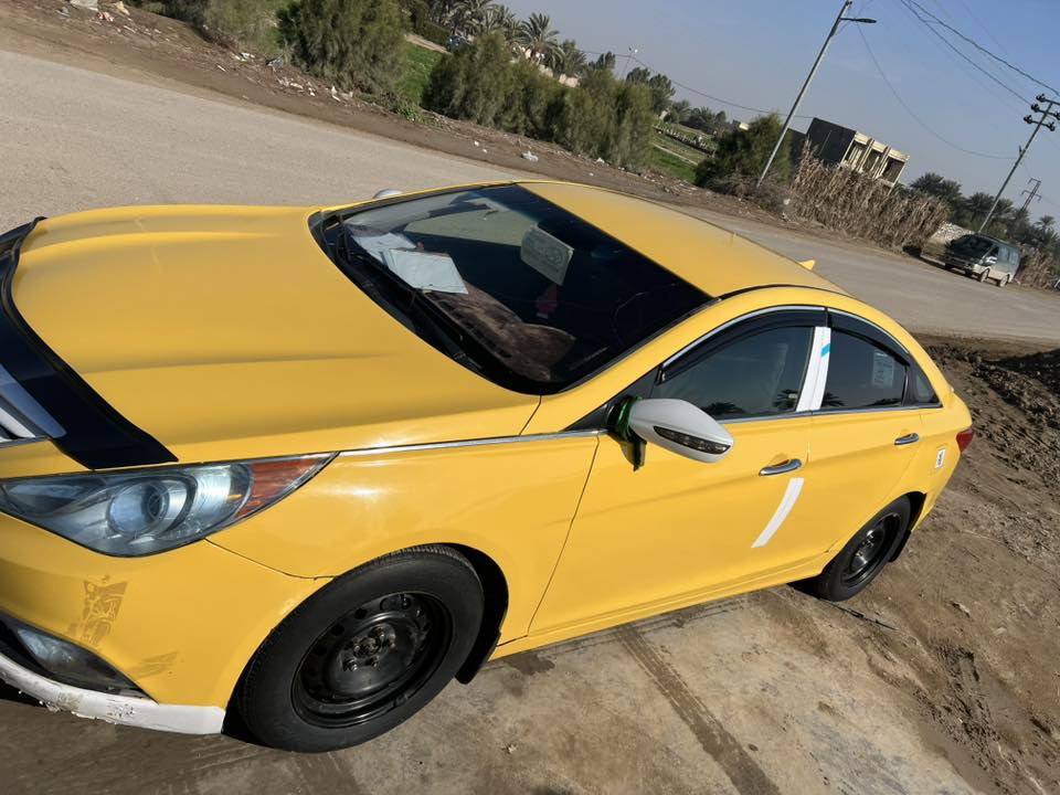 اخوان سوناته ٢٠١١ امريكي 
رقم نجف رقم دولي مشروع وطني وسياره بسمي ثاني يوم تحويل مصفر من كلشي
محرك ٢٤٠٠
حداديه وكير محرك مكفولات
حادثه من امريكا قطعه الجاملغ الخلفي بدون دواخل شرط
سعرها ٨٥وبيها مجال حق الجيه
مكاني بالحله بالنيل
***********
