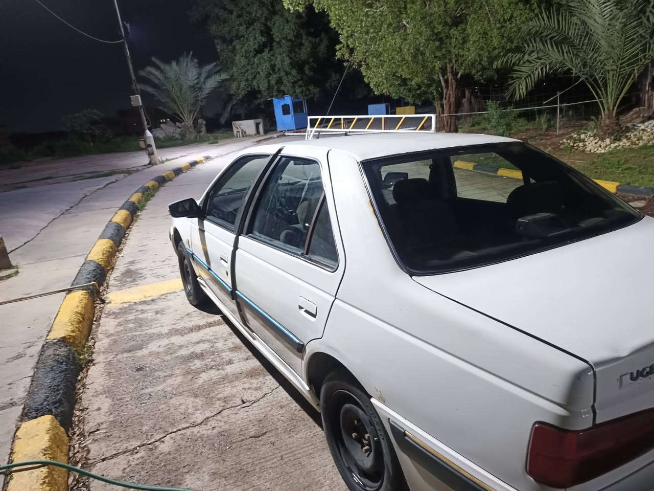 سلام عليكم
بيجو بارص موديل 2011 سيارة بسمي 
***********
