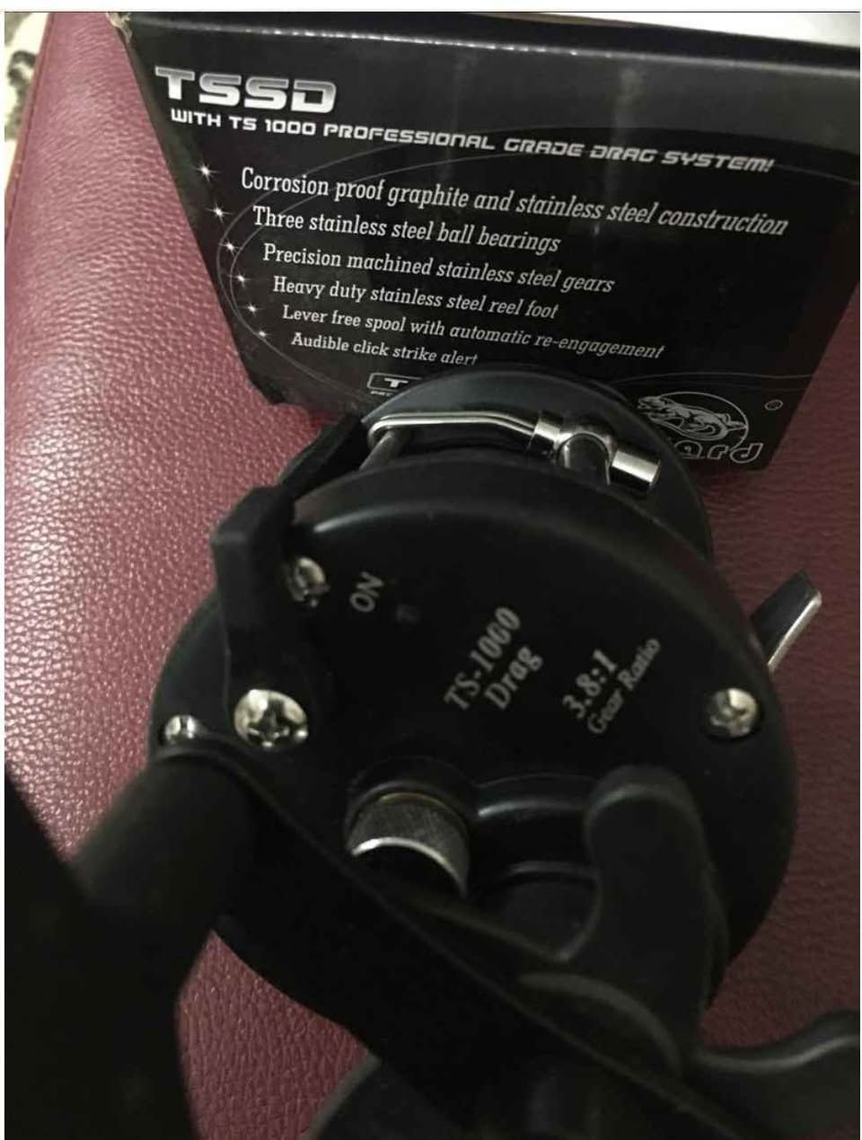 اغراض صيد
البكرة هي بكرة صيد من نوع "TSSD-3000L" أو "TSSD-4000L" تستخدم للصيد البحري (Trolling). 
تتميز بهيكل مقاوم للتآكل.
تحتوي على ثلاثة محامل من الفولاذ المقاوم للصدأ.
تحتوي على تروس مصنوعة بدقة.
مزودة بنظام رافعة للتحرير الحر للبكرة مع منبه صوتي.
السعر ٤٠ الف البصرة, العراق


**إذا كنت صاحب هذا الإعلان وتريد حذفه لأي سبب، رجاءا أرسل رسالة إلى الدعم الفني**