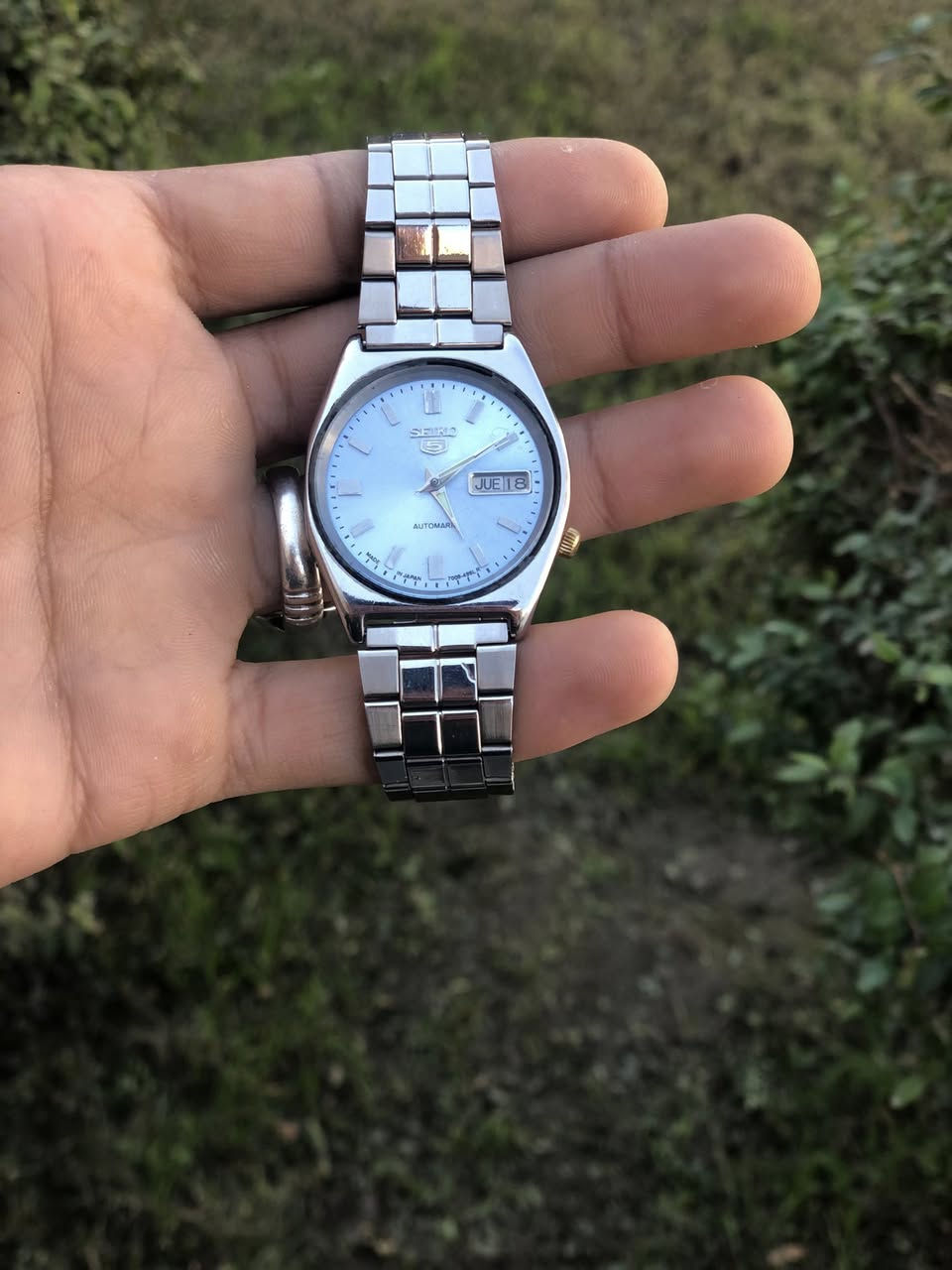 السلام عليكم اورينت نصب سير حصيره واورينت اوتماتيك سير حصيره وسيكو اوتماتيك نضافتهن كدامكم وشغل مضبوط سعر القطعه ٥٥ واذا كلهن بيهن مجال


**إذا كنت صاحب هذا الإعلان وتريد حذفه لأي سبب، رجاءا أرسل رسالة إلى الدعم الفني**