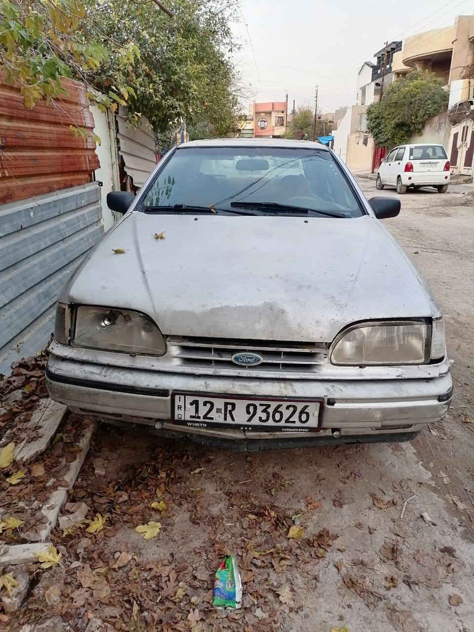 فورد سكوربيا للبيع رقم اجنبي شرط  التحويل السعر 15 كير مكينه نظيف كاربون بنزين الاستفسار ***********كورك ***********
