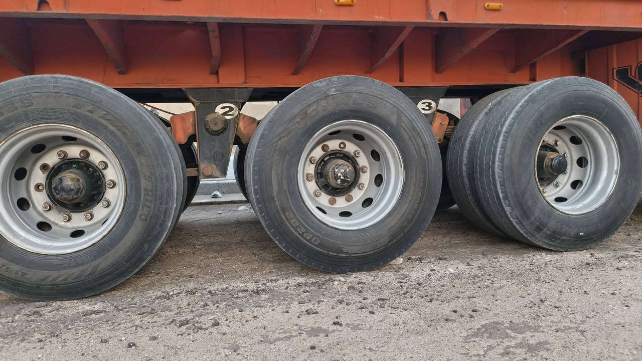 للبيع
عربانه عمل 
شغل الجرف 
تلاث محاور 
شاصي 16
دناكير 14 
الطول  12 ونص 
موقع العربانه البصره 
عربانه حلوه وجديده 
جاهزه جاهزه للعمل 
فقط الشراي يتصل بدون زحمه عليكم ذاكرلك كل التفاصيل.. 
للاستفسار 
***********  اتصال 
***********  واتساب
