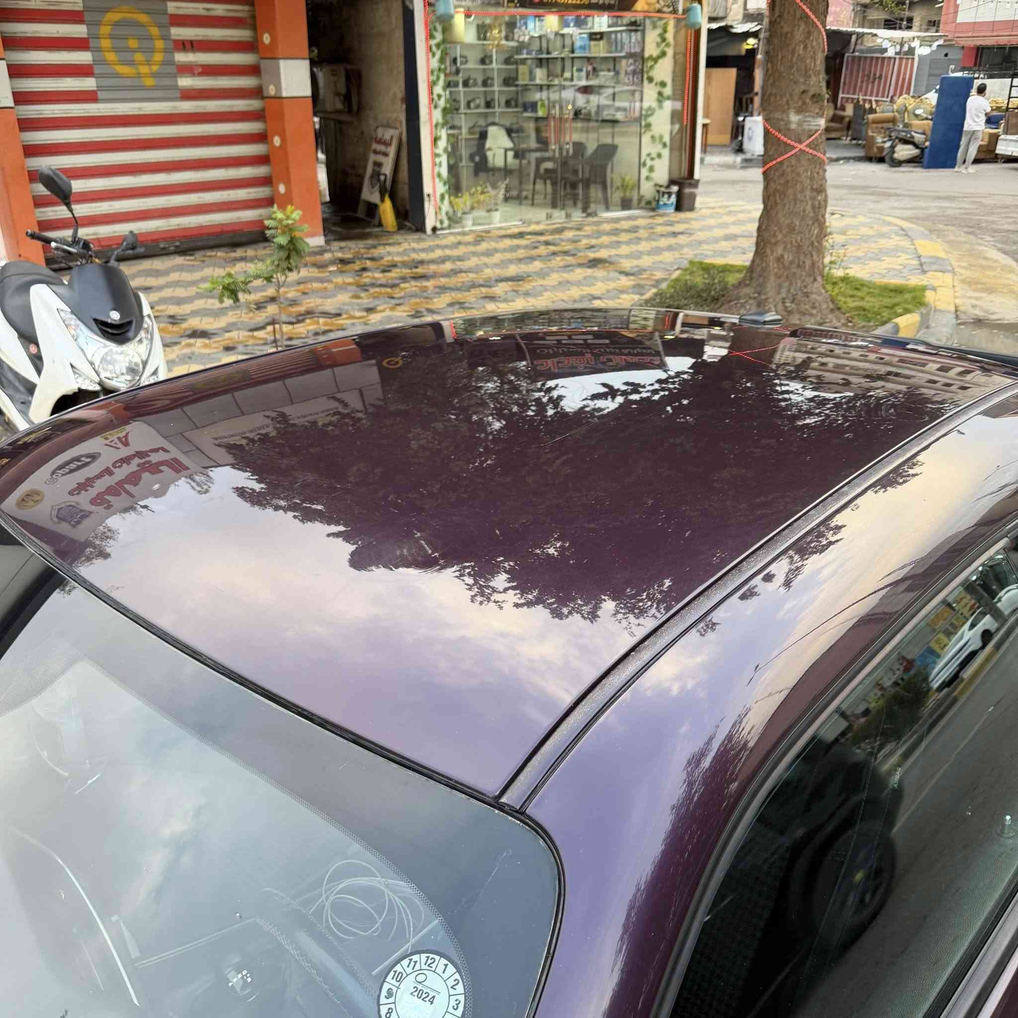 السلام عليكم
دوج جالنجر 
Sxt
رقم شمالي  الانكليزي جديد 
2021 
لون بنفسجي
بصمه
 Apple CarPlay /Android Auto شاشه لمس
ويل قياس 20
تشغيل عن بعد  
زوج لايتات الاصلي موجود ومضموم جديد مابي شي
محرك /6v/3600
 ماشية 116,500km
كير مكينه مكفول 
صدر امامي  جديد كله اصلي 
تخم تايرات جديد
ولف حماوه جديد  
ادامه مكينه كامله 
سياره مال جناي
بانزينها بس محسن
حادثها جاملغ خفيف كلش معدل بارد
بيها ايرباك ستيرن  ودشبول   
ودعاميه صبغ  
 مكان السياره  بغداد الاعظميهة
رقم /***********
