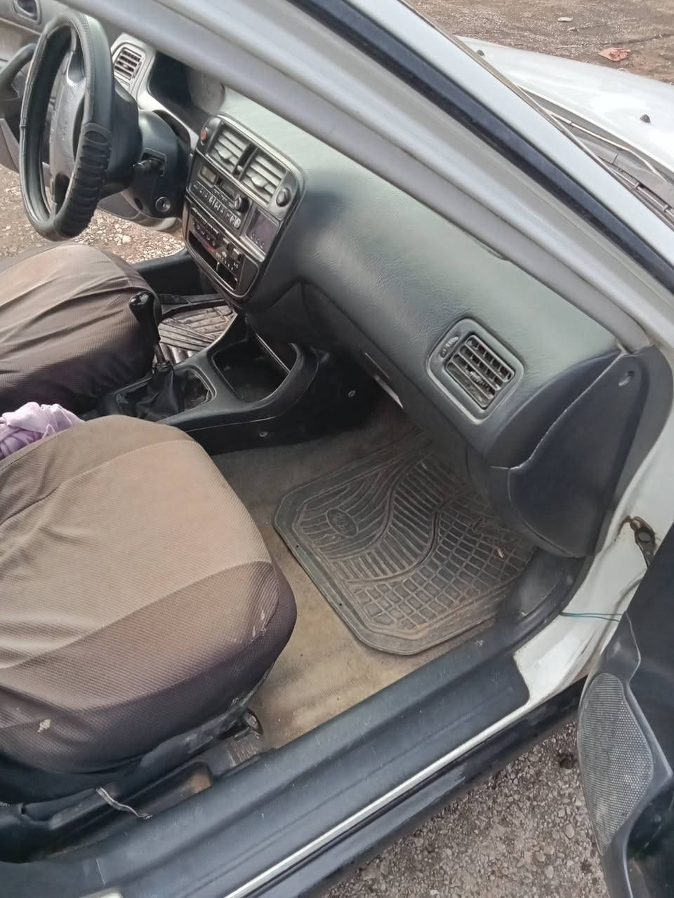 السلام عليكم سياره هوندا  ياباني للبيع  رقم صلاح الدين مشروع وطني سنويه لل 27 شرط الوكالة و تحويل
***********
***********
