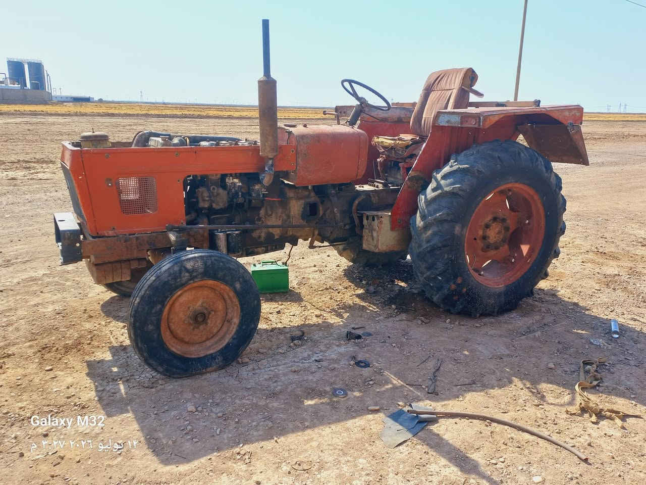 عنتر 87  نكره سلف  محرك وبم نضيف   هدروليك رفع  كير نضيف   سلف  دينمو كله شغال  العنوان ميسان  ***********
