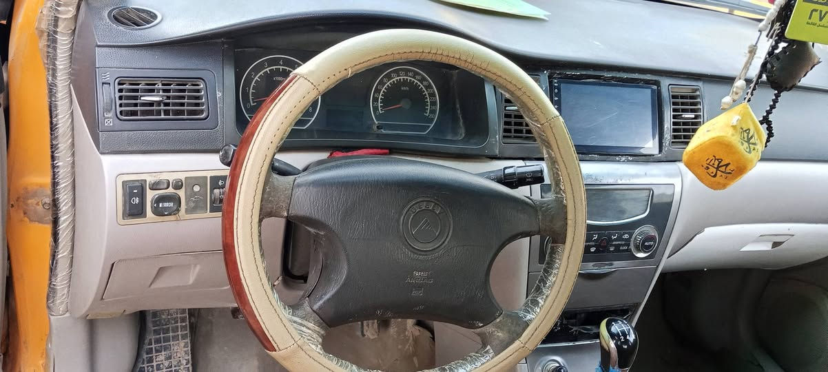 سلام عليكم جيلي موبل موديل 12 بسمي مصفره هيئه وغرامات  مداور ثاني يوم حداديه تبريد  كير ومكينه خير من الله  لا تنقيص ولا تبخير  بيه بارد  جاملغ الخير الجهت السايق اسعر 48 وبيه مجال رقمي ***********
