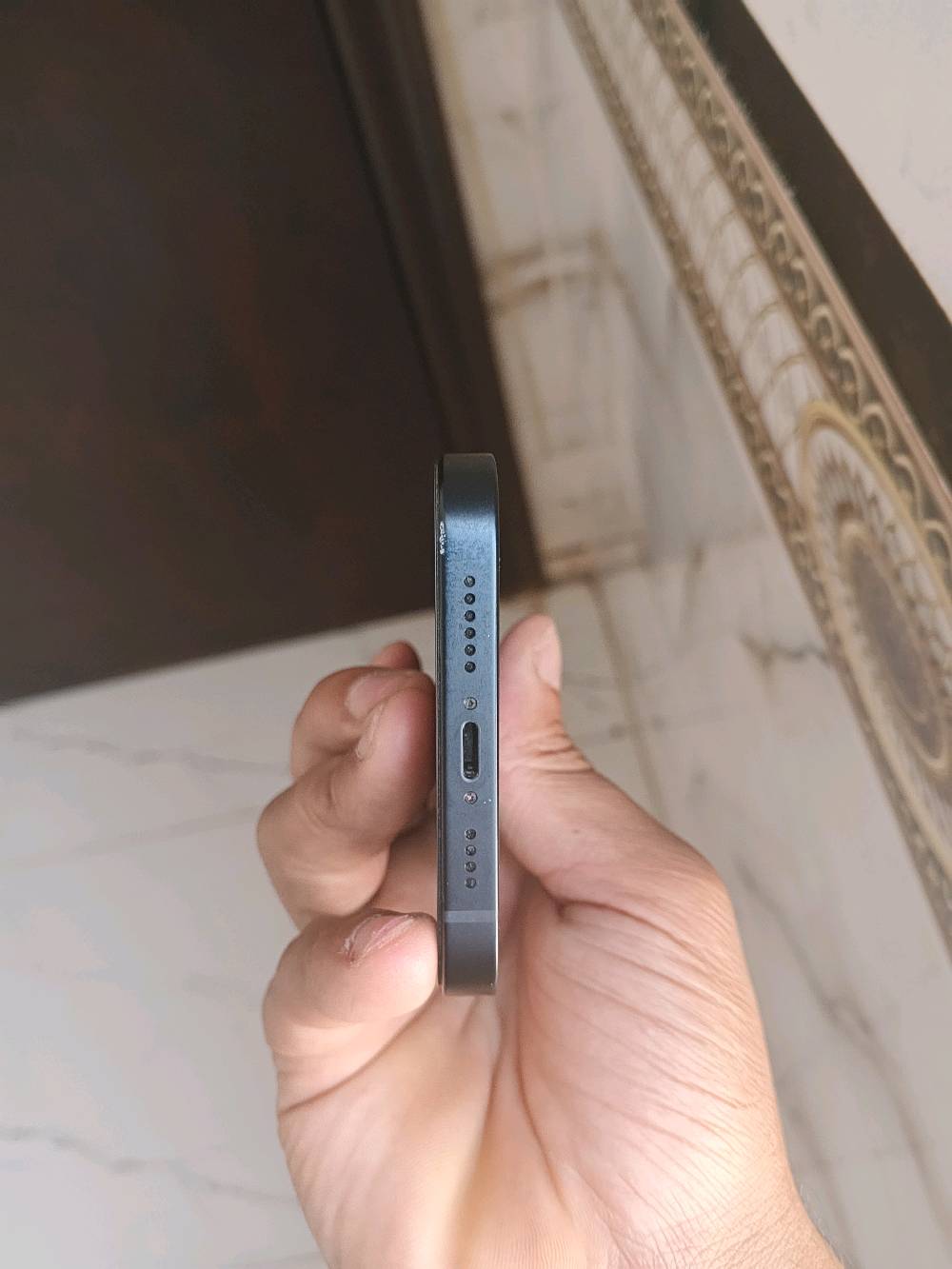 ايفون 14 بلص مكفول كفاله عامه تك شريحه ذاكره 256 بطاريه 86 بدون ملحقات سعر 500 غير قابل للتفاوض