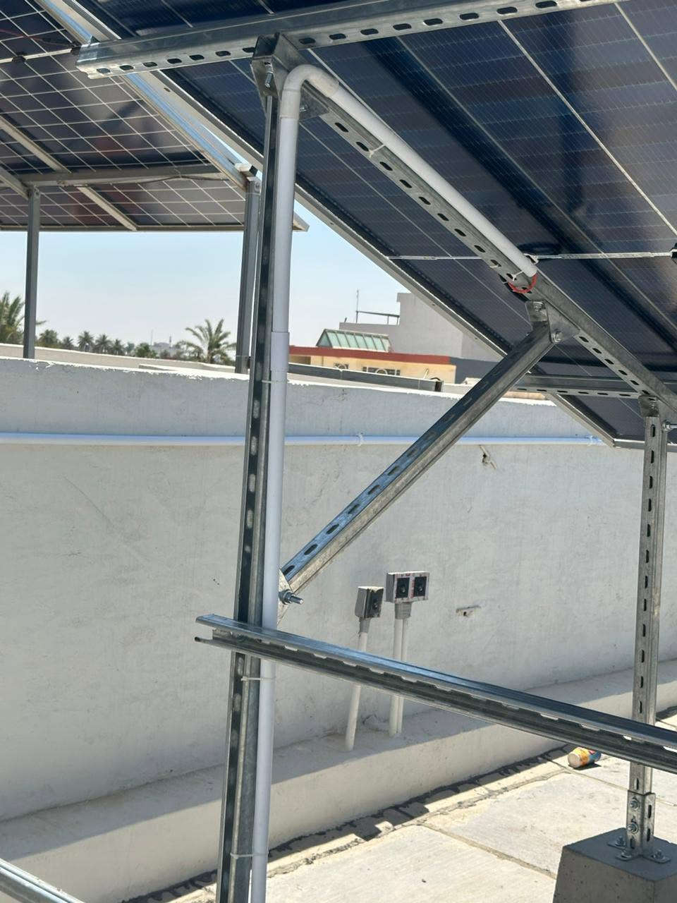🔋⚡ منظومة طاقة شمسية عملاقة للأحمال الكبيرة ⚡🔋

هل تبحث عن تشغيل قوي ومستقر على مدار الساعة؟

نقدم لكم منظومة متكاملة قادرة على توفير 30 أمبير ليلاً وأكثر من 40 أمبير نهاراً حسب ظروف التشغيل والأحمال، لتمنحكم استقلالية وأداءً استثنائياً.

✅ 18 لوح جينكو بقدرة 650 واط للوح الواحد
✅ بطارية هورايزن العملاقة بسعة 32 كيلوواط ساعة
✅ انفيرتر هورايزن 12 كيلوواط عالي الكفاءة
✅ جميع المكونات بضمان يصل إلى 10 سنوات

منظومة مصممة وفق أعلى المعايير العالمية لتلبية احتياجات المنازل والمشاريع والأحمال الكبيرة، مع تنصيب احترافي وخدمة ما بعد البيع.

📞 للاستفسار والحجز:
***********

📍 ديالى – بعقوبة – شارع الفلاحة
مقابل معرض خريسان للسيارات
بالقرب من مرطبات الأمير

🏢 شركة أبراج المهندسين
ثقة، جودة، وضمان حقيقي لما بعد البيع
