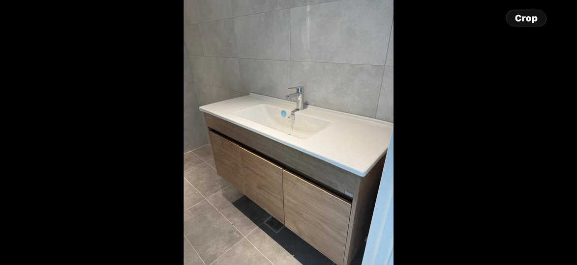 مغسلة جديدة تركية نوع فيترا مع الخلاط طول المغسلة متر وعشرين سنتمتر والسعر 400000 دينار علما سعرها تقريبا مليون دينار أو أكثر
للتواصل على الرقم 
***********
المكان العامرية/ بغداد
