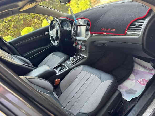 اوبامه 2017 
C300
وارد امريكي كلين بدون حادث 
وبل عراق صار بيهة صبغ بابين وجاملغ الخلفي صبغ فقط

فول ١/١
بنرامه 
بصمه 
كير ماوس 
شاشه كامره 
تبريد قطعتين
كشنات جلد +كهرباء 
وباقي مواصفاتهة معروفه

مكينه ٦
مكينه كير مكفولات
رقم بغداد مشروع وطني تحويل ثاني يوم
معروضه 185
عنوان بغداد شارع فلسطين 
***********
