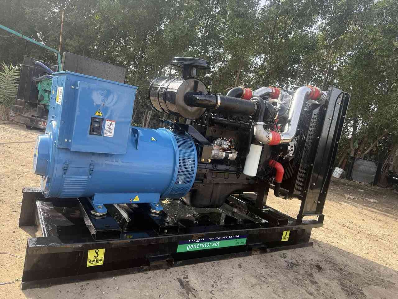 سلام عليكم ورحمة وبركاته تم وصول مولدات كمنزات امريكي اصلي ٦ سلندر سوبر ٣٠٠ كيفي و ٢٥٠ كيفي و ٢٠٠ كيفي ١٥٠ كيفي ابلادي لأصرف ولا بخار تشغيل جهاز برودكشن اتو نضام حمايه كامل عنوان بغداد رقم الهاتف *********** بي وتساب
