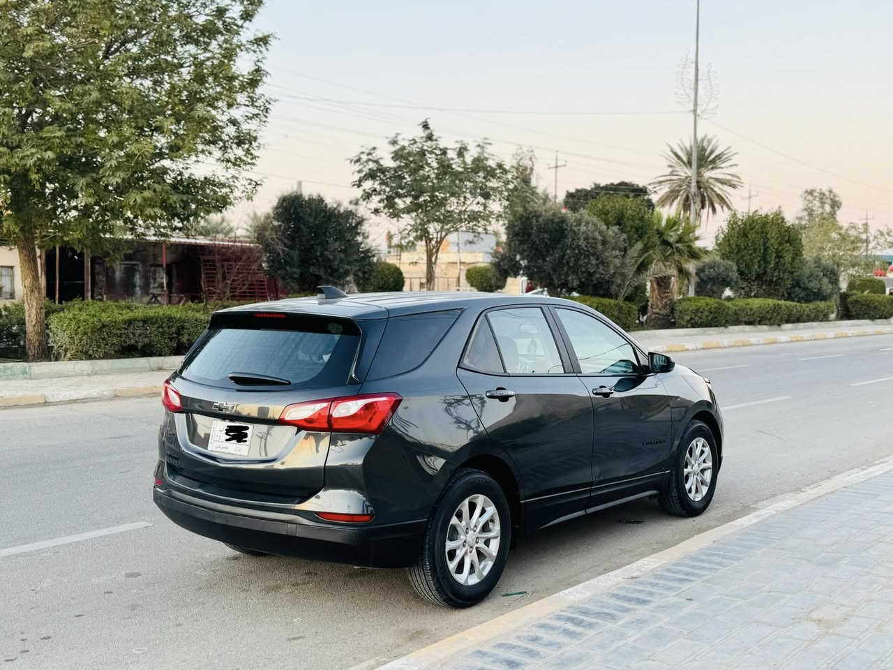 السلام عليكم
كوينكس 2021 وارد امريكي حادث كلش بسيط شويه بارد رقم بابل 

سياره كلش جديده كشن كهربائي تحديد مسار مثبت سرعه وباقي المواصفات المعروفه 

سعرها 135$ بيها مجال 

***********
