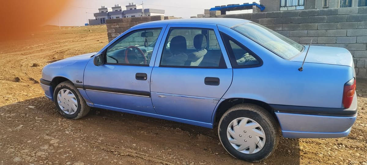 سلام عليكم
اوبل فكترا موديل 93 حجم 20 
محرك وكير شرط محرك نار 💥 شرط لاصبغ ولا خياس بدون دوائر ودوسات غرفتها نضيفه حيل رقم انكليزي نينوى
سنويه لل2030 شرعي موجود شرط التحويل كوبون بيها
بيها طخه بارد موضحه بالصور تبريد والباقي كفاله عامه السعر 55 وبيها مجال بسيط مكاني القوسيات رقم المبايل ***********
