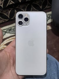 آيفون ١١ برو • ٢٥٦ • بطارية ٧٣٪