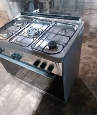 135 الف.. بيع او معارض مع طباخات تعبانه والفرق حسب الإتفاق والقناعه......