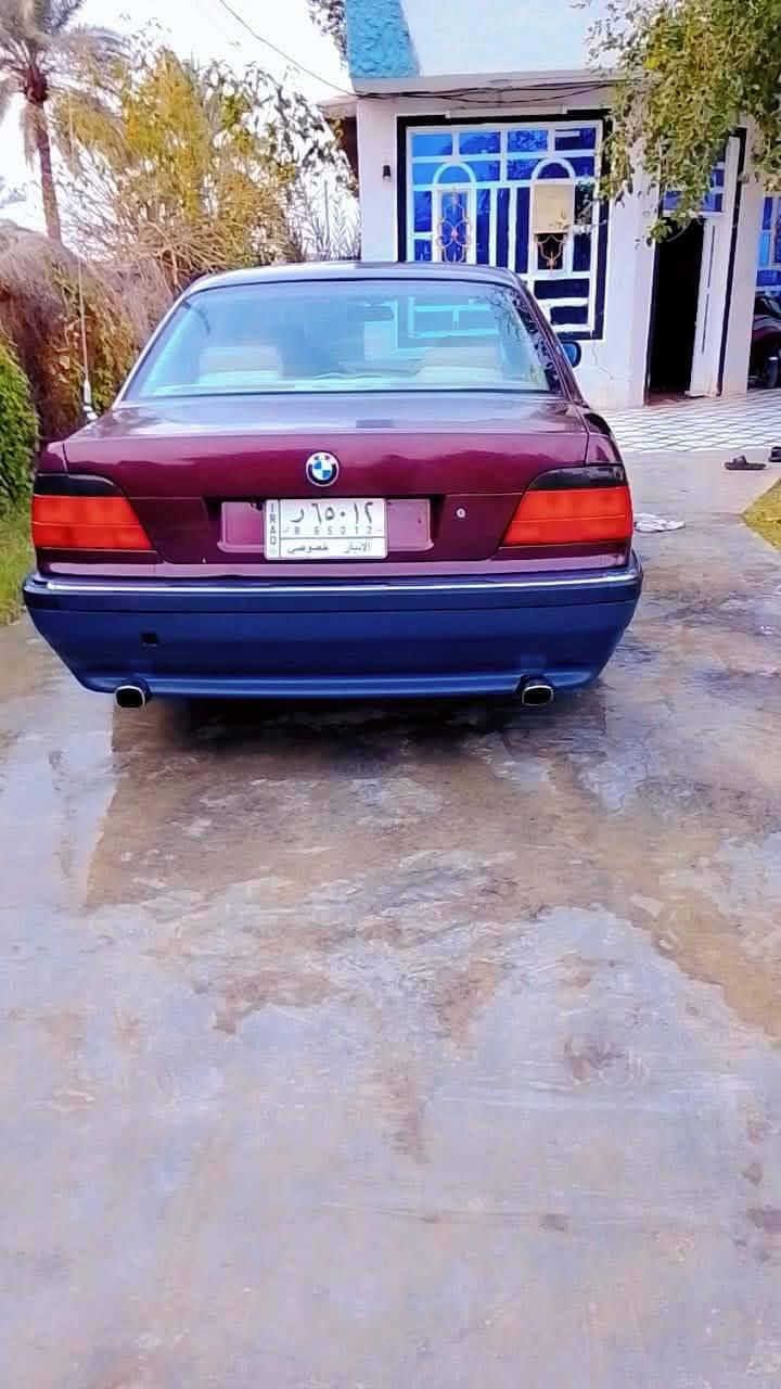 السلام عليكم
 بيم دبليو. BMWخفاش موديل ٩٥مصبوغه عام بدون معجون جماليه محرك ٨ سلندر. محرك. وكير تما م... صدر امامي خلفي جديد اي نقص مابيه السعر ٥٠ وبيه مجال بسيط
رقم تلفون ***********. 
مكاني بالحله
اخوان مكلف بلنشر اتصل على الرقم وبيه واتساب
