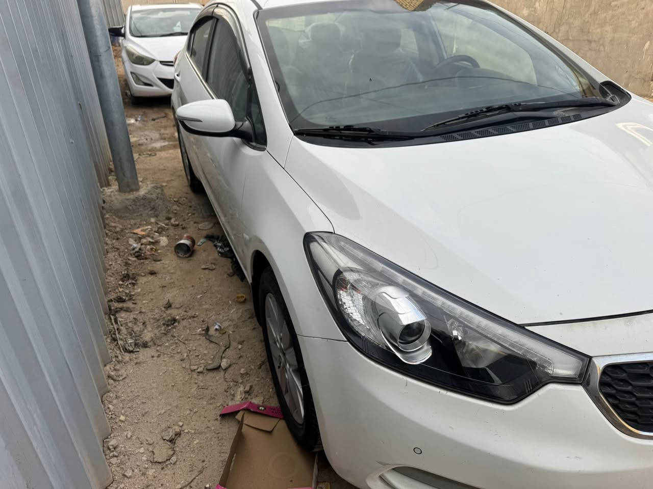 سلام عليكم سيراتو البيع2013كفاله عامه مواصفات الدات امامي خلفي شفتات تبريد خلفي مري شفط اي بي اس مكان نجف الشرف شارع المطار ستفسار ***********
