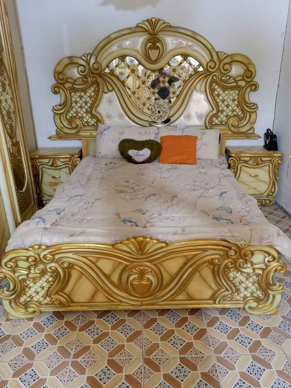 ***********/700وبيهة مجال
