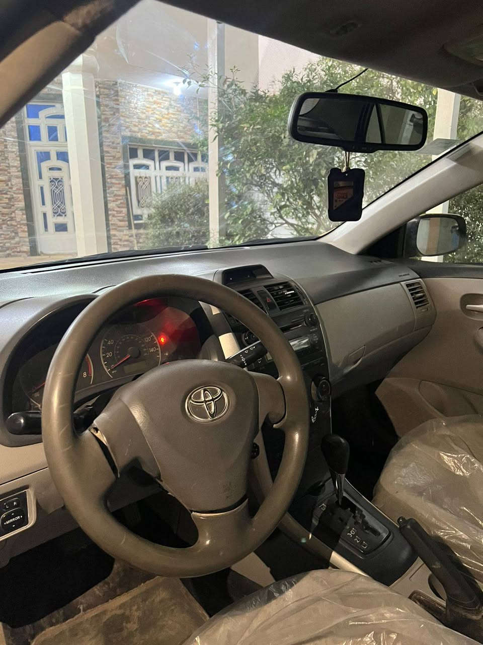 السلام عليكم 
كورلا موديل 2009 حادثه جاملغ وقبق جنطه السعر 87 مكان السياره بابل ***********
