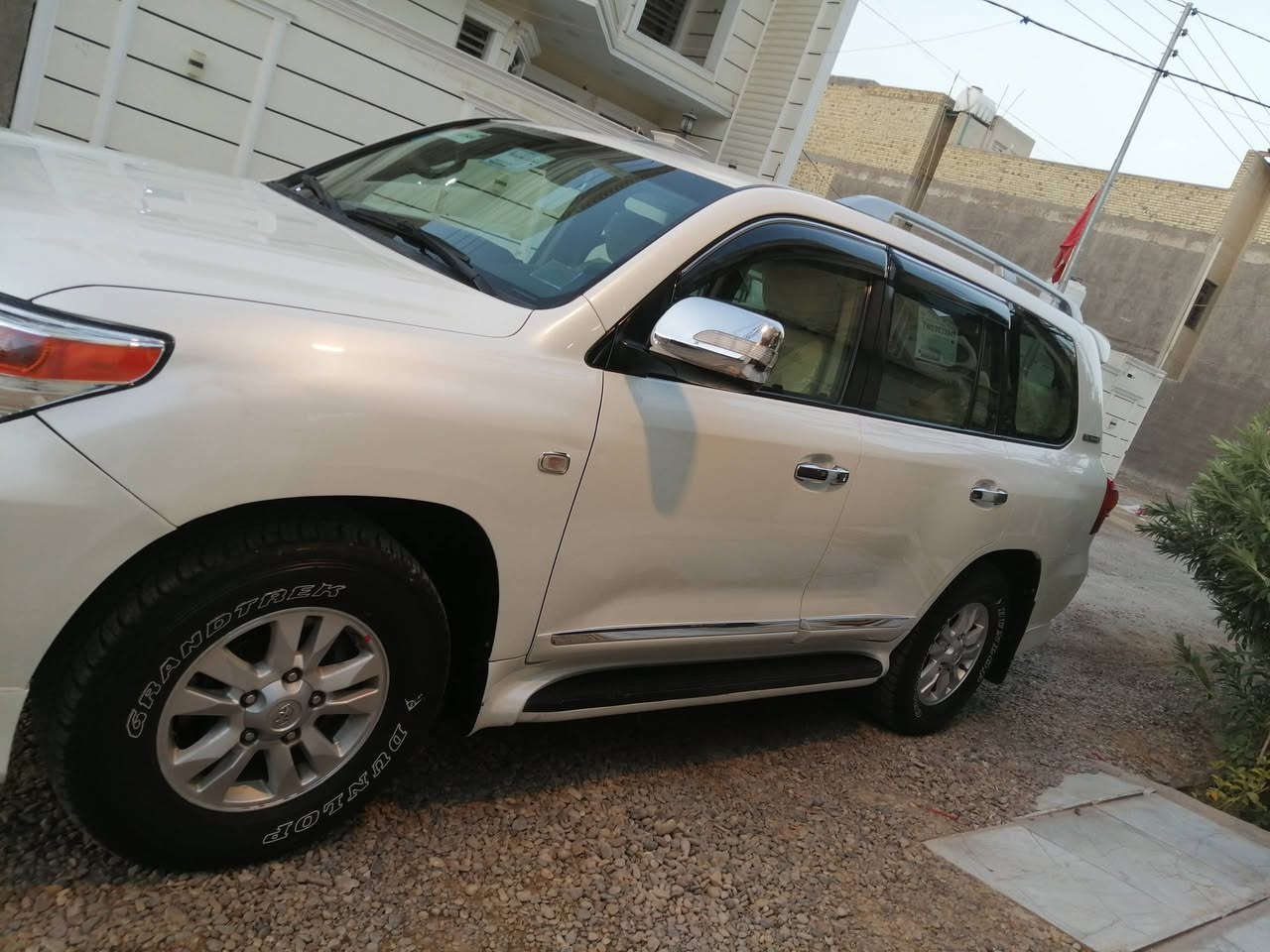 GXRi. فولت مواصفات ستينية محدثة فقط دعامات ولايت وبك بايت الدعاميات الأصلية موجودة مواصفات السينية معروفة رقم بصرة باسمي لغاية سنة ٢٠٣١ وحدادية تاير دنلوب الاتصال *********** ابو علي
