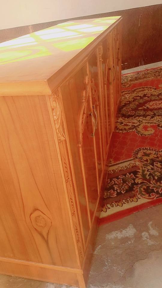 بوفيه جديده سعره 250وبيه مجال مكاني كربلاء بل عطيشي ***********بي وتساب
