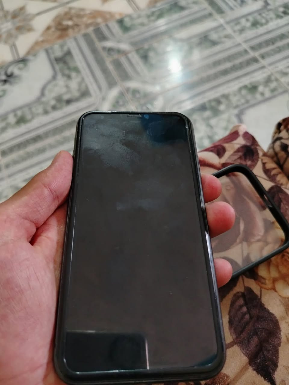 � iPhone 11 بحالة ممتازة
• سعة 128GB

• الجهاز نظيف جداً ومُعتنى به بعناية فائقة
• جميع الوظائف تعمل بكفاءة 100%
• لم يتم تبديل أي قطعة، الجهاز على حالته الأصلية
• استخدام شخصي وخالٍ من المشاكل
.
سعر 250 وبي مجال بسيط ما يناسبك لا تدخل وتكسر بسعره


**إذا كنت صاحب هذا الإعلان وتريد حذفه لأي سبب، رجاءا أرسل رسالة إلى الدعم الفني**