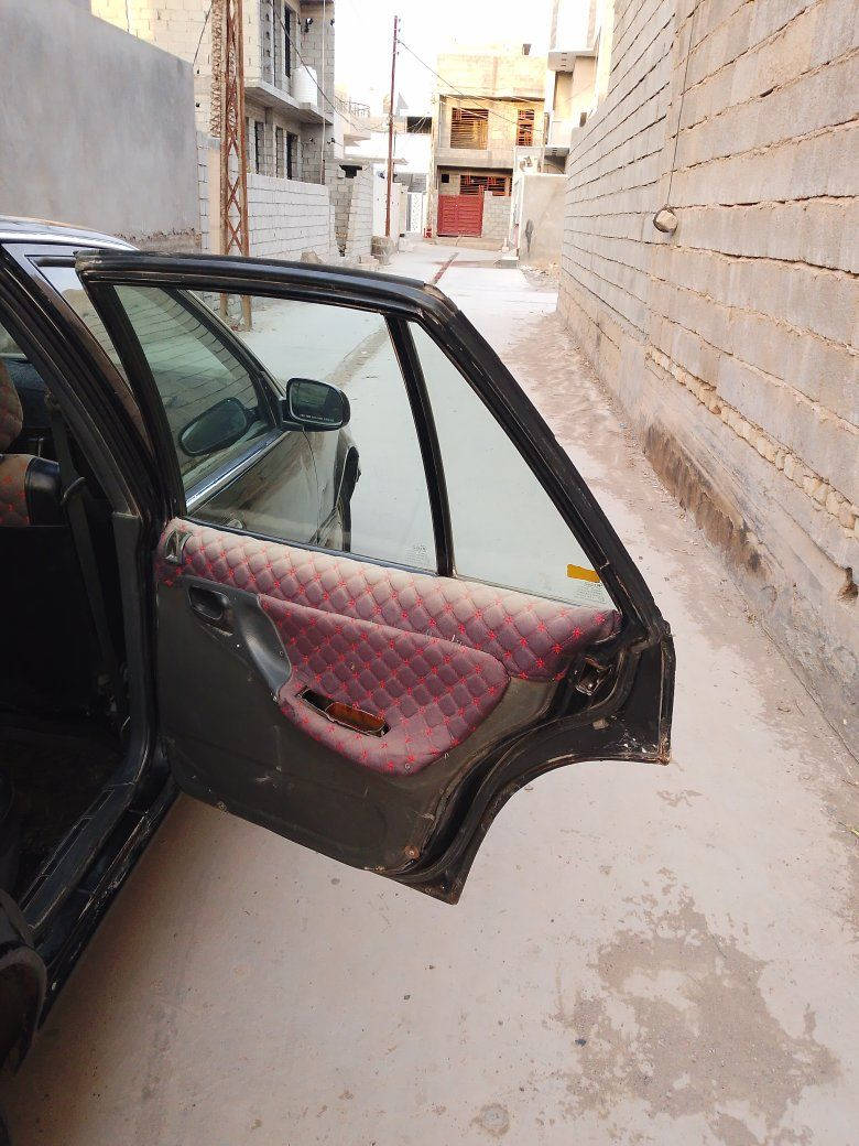 السلام عليكم برنس للبيع موديل 94 مكانه ديالى بعقوبه اسياره جديده تحويل ثانيوم مشروع وطني الرقم ***********
