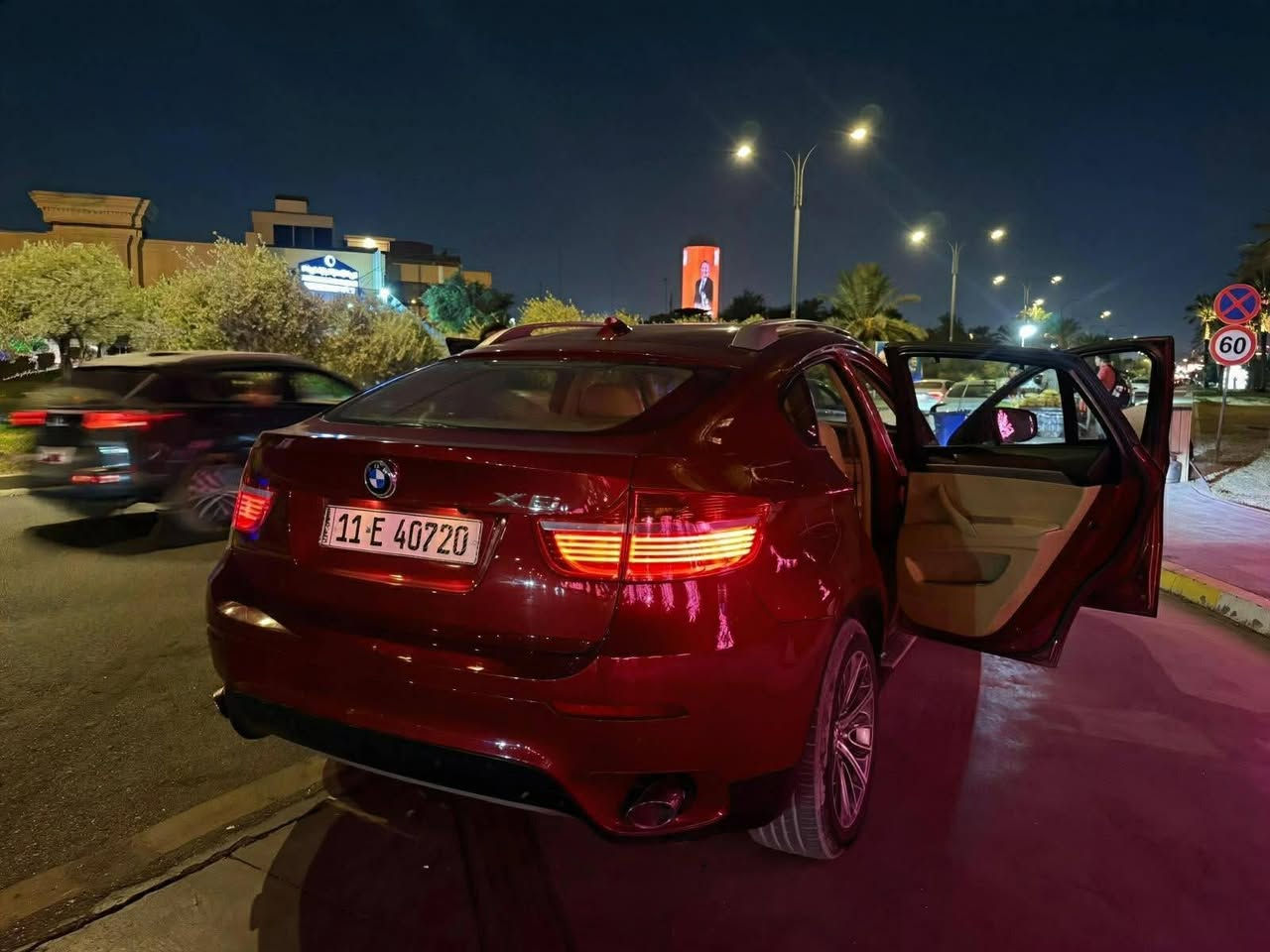 بي ام دبليو x6 موديل ٢٠٠٩ محرك n54 جديده فول مواصفات بس بدون جكات مكاني بغداد حي الجهاد رقم التلفون *********** 
السعر 135$
