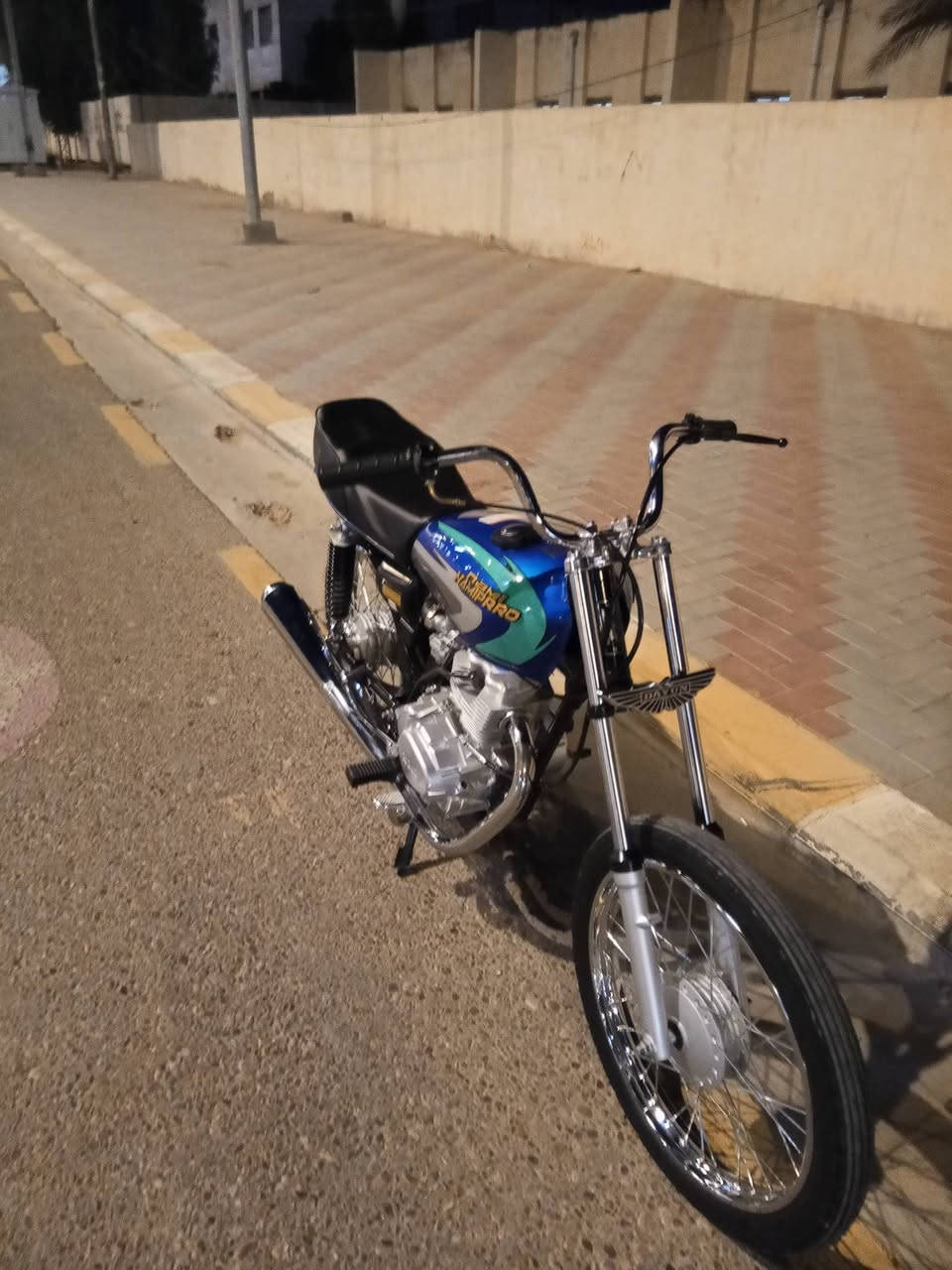 السلام عليكم دراجة للبيع نامه شلامجه موديل 2027  صارلهه 5 ايام من معمره بعدهي عل سحك ماناقصه شي نضافه100% اوراق سكنر السعر 800 وبيه مجال مكاني كربلاء حي العامل الشراي يجي خاص+ هاذه رقمي‏‪***********‬‏
