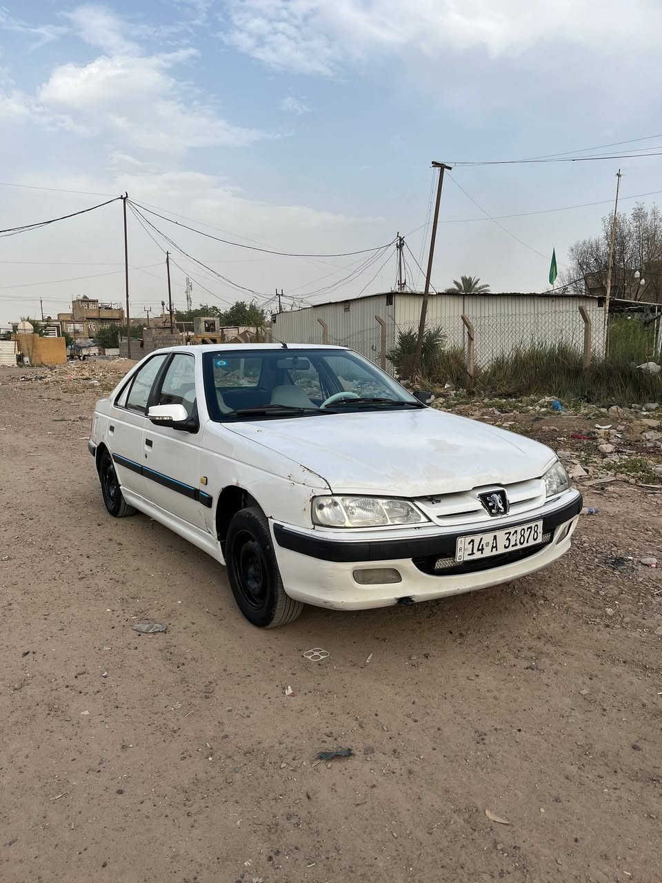 بيجو بارص 2013
رقم نكليزي بصره مشروع وطني 
مكينه 2000 فرنسي وكير خير من الله
لسياره بيها بس هاي لضربه وما مصبوغه 
موضحه بل صوره 
مكان السياره بغداد الزعفرانيه 
لسعر 35


**إذا كنت صاحب هذا الإعلان وتريد حذفه لأي سبب، رجاءا أرسل رسالة إلى الدعم الفني**