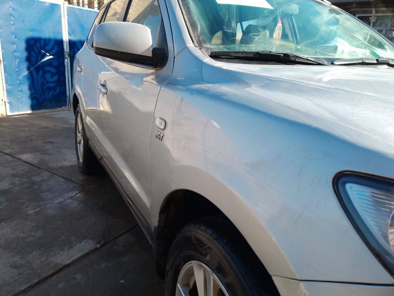 السلام عليكم سنتافي كاز ادوات كصه جنطه 2009 متومه رقم انكليزي شمالي
جاهزه مابيهه اي نقص تبريد حداديه كير مكينه تخم تاير
المكان بابل السعر ٤٨ وبيهه مجال ***********
