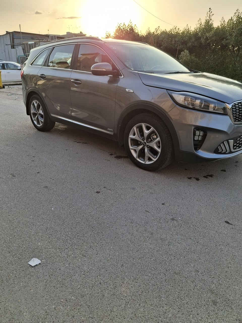 للبيع
كيا  سورنتو خليجي موديل 2015   شكل 2016 

خليجي  محرك  6  سلندر .  7 راكب  .  ثلاث  قطع تبريد 

رقم  بغداد انكليزي بأسمي  هزه ورقم جديد 

حساس خلفي .  تحكم  ستيرن جهتين  .  اشاير بالمري 

شاشه صغيره . و كامره . تبريد . تدفئه . شغال . بيه صبغ قطعتين 

سياره جاهزه ونظيفه داخل وخارج  

للبيع او مراوس حسب  القناعه  (  سعر  السياره   187  ) 

مكان السياره بغداد الكرخ  ***********
