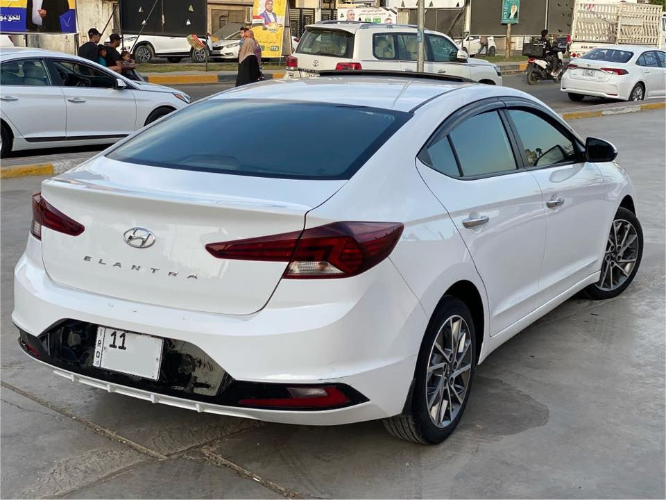 السلام عليكم النترا 2020 فوول مواصفات
محرك 2.0 سلايد تبريد قطعتين صاج جلد شاشه 

مكفوله من الصبغ ماعدا الدوسه اليمنه وبارد بسيط

كير محرك مكفول تبريد ثلج ماشيه 125 

سعرها 90

***********
