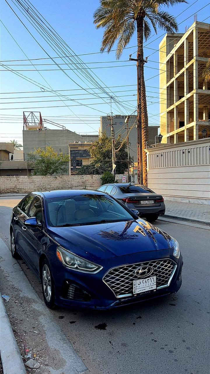 السلام عليكم
سوناتا 2019 للبيع
محرك 2400
ماشيه 60 الف 
فول عده الفتحه 
بصمه /تدفئة كشنات/تدفئة ستيرن /تبريد قطعتين /اشارة ترحيب /رادار بل مري/كامره دواره 
السياره عليها ادامه جديده تايرات وتخم بلكات وباتري 
صبغ قطعه وحده فقط البنيد واكعه عليه طابوكه بدون دواخل بدون شواصي ولا لغد

شعدك سياره مراوس نزلها والرزق على الله

***********
