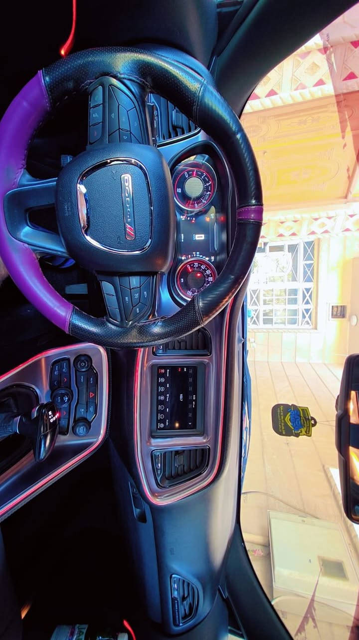 جالنجر 2019 sxt رصاصي فيلي ماشي ٧٨ وحادثه موضح بالصور السعر 135 بيه مجال مكاني بغداد اليرموك الاتصال
***********
غير متواجد على فيس
